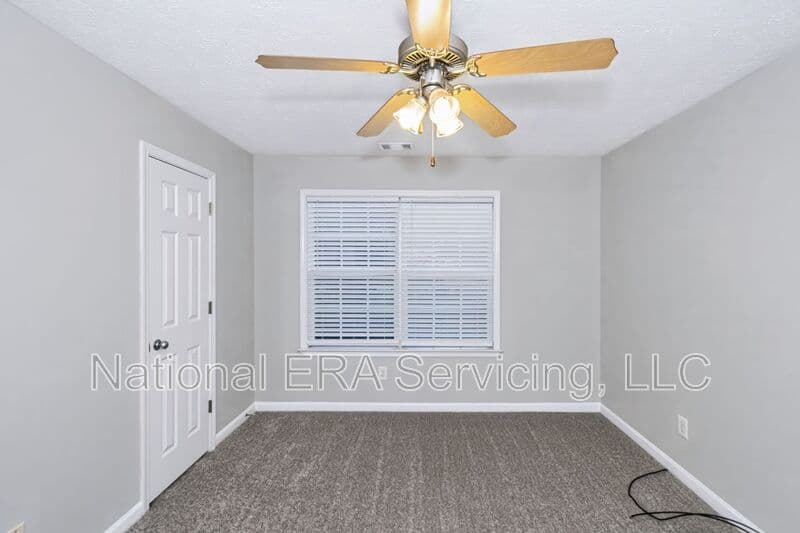 Locust Grove House: 704 Emertrey Dr