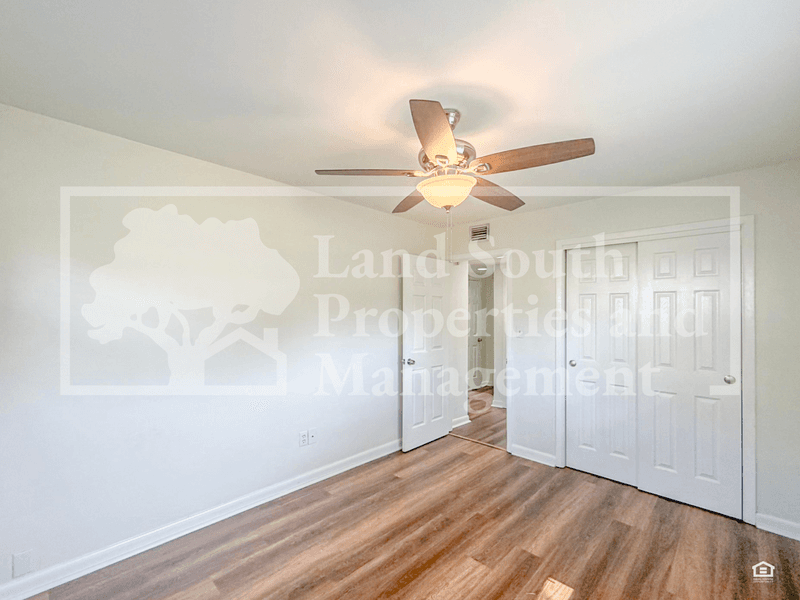 Lakeland House: 520 McKay Court