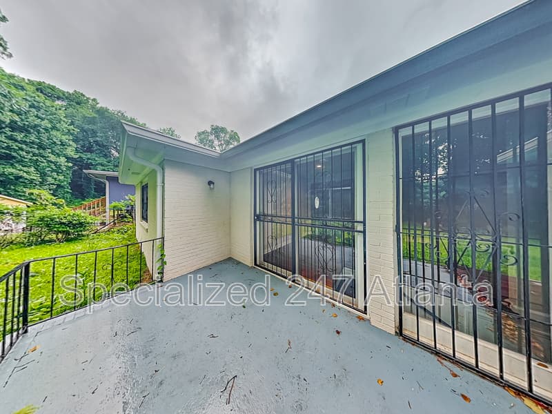 Atlanta Condo: 111 Leathers Cir NW