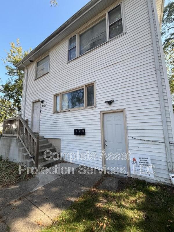Gary Condo: 4121 Lincoln St