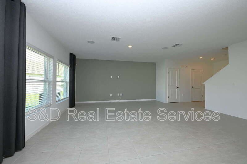 Haines City House: 152 Brinsmead Rd