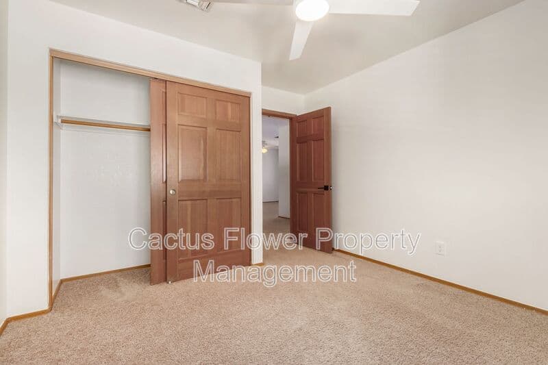 Phoenix House: 13204 S 38Th Pl