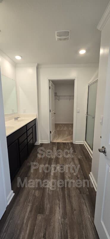 Fort Wayne House: 1396 Livingston Lakes Way