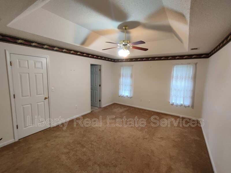 Hinesville House: 801 Hopeton Ct