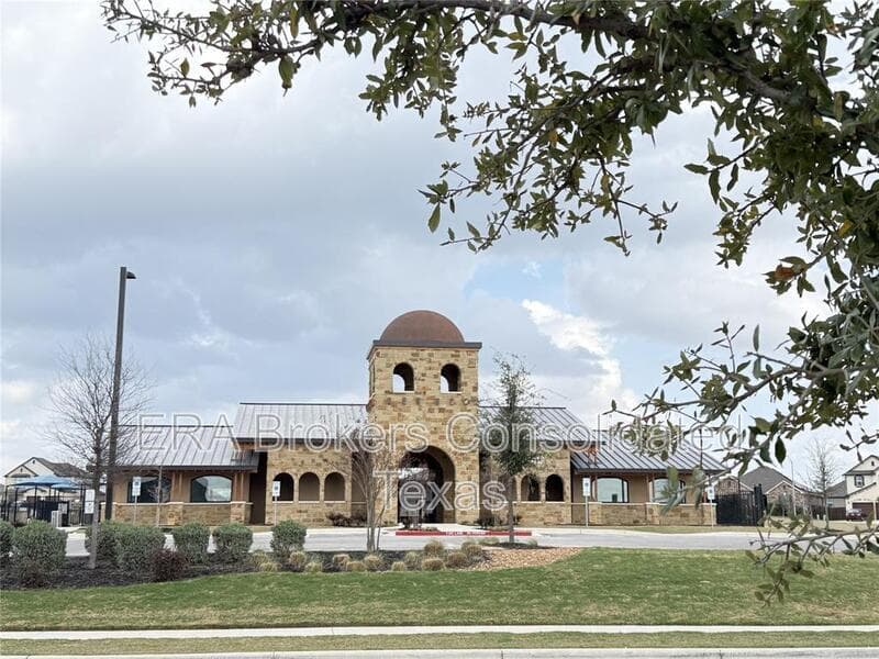 Round Rock House: 4644 Padula Drive