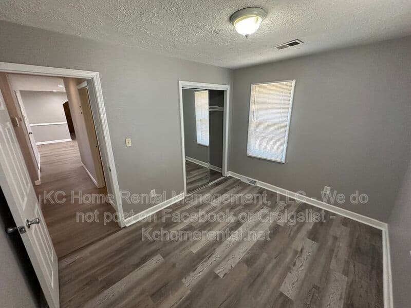 Kansas City House: 8504 Ruskin Way