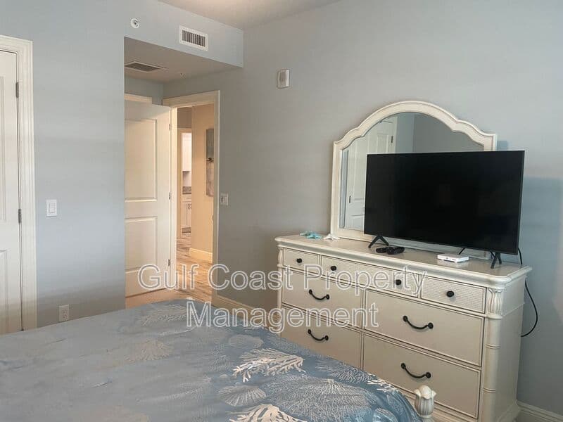 Osprey House: 260 Hidden Bay Dr