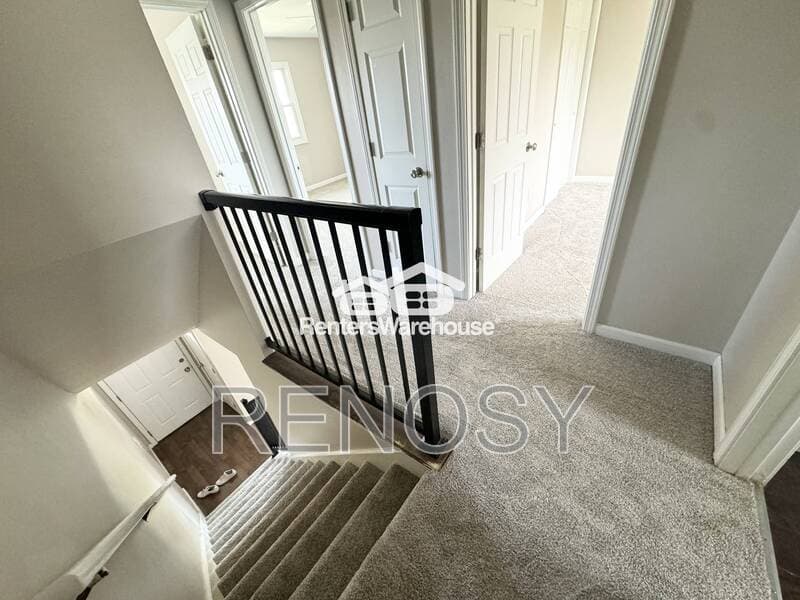 Des Moines House: 4924 Madison Ave