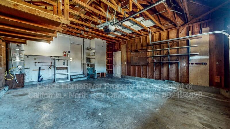 Santa Rosa House: 2436 Campbell Drive