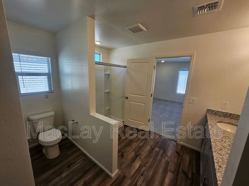 Coolidge House: 1390 W Aztec Dr