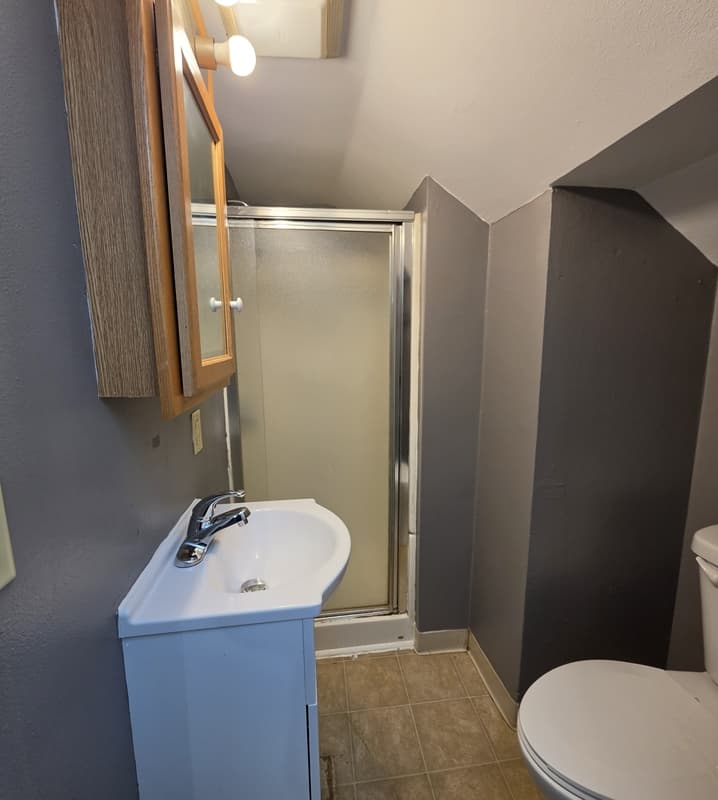 Oshkosh Condo: 515 Jackson Street - Upper