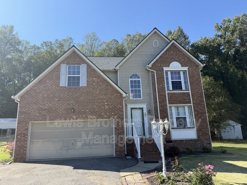 Richmond House: 3209 Purvis Road