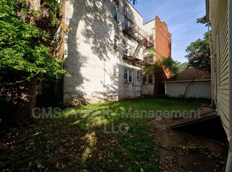 Roselle House: 706 Chestnut St.