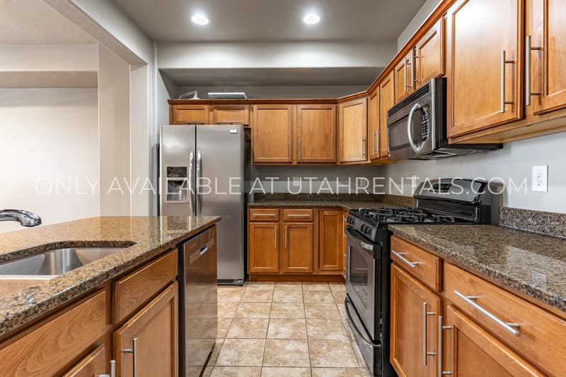 Lehi House: 3342 N 150 W