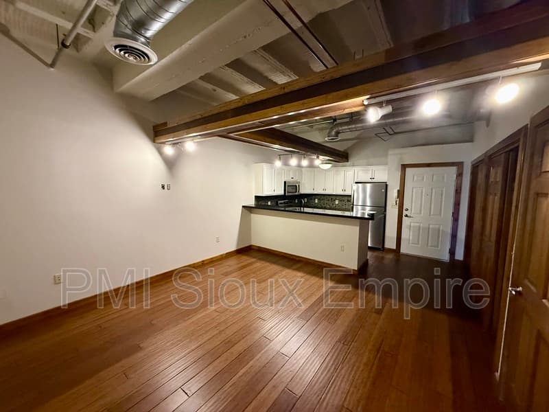Sioux Falls Condo: 132 S Dakota