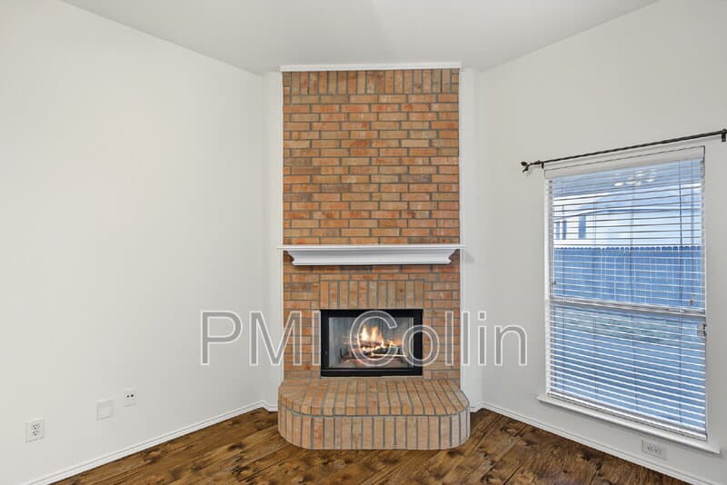 McKinney House: 2712 Douglas Dr