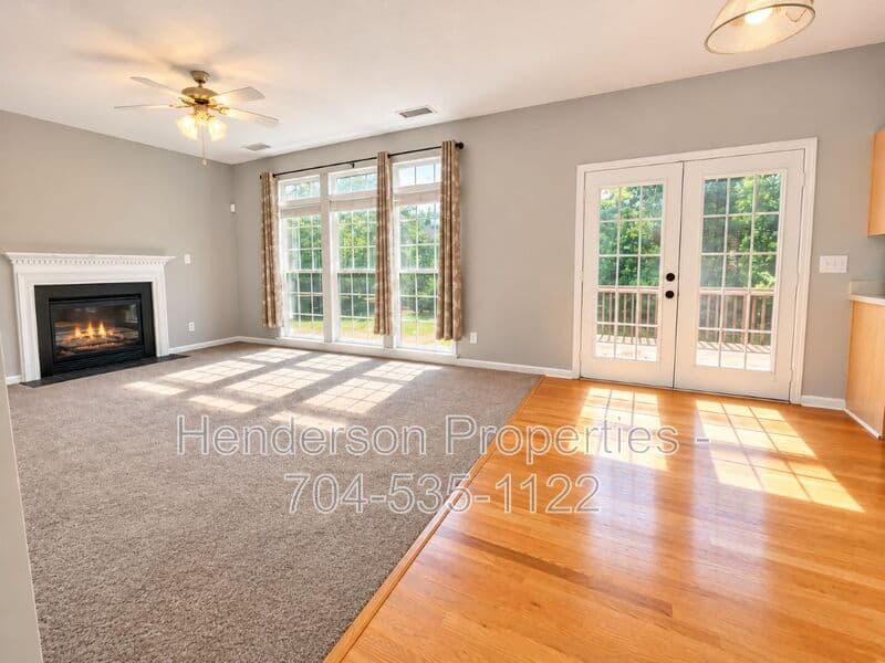 Charlotte House: 8702 Huntland Court