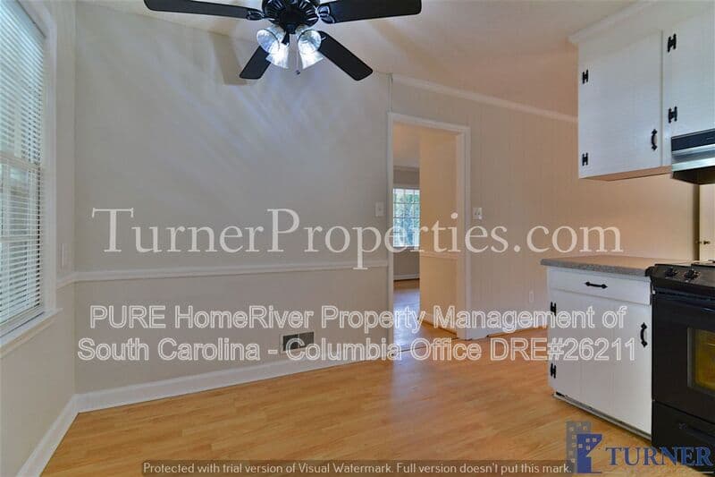 Columbia House: 1027 Veterans Rd