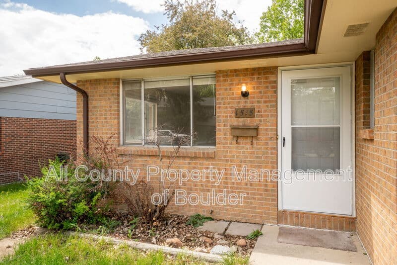 Longmont Condo: 1515 Stuart St