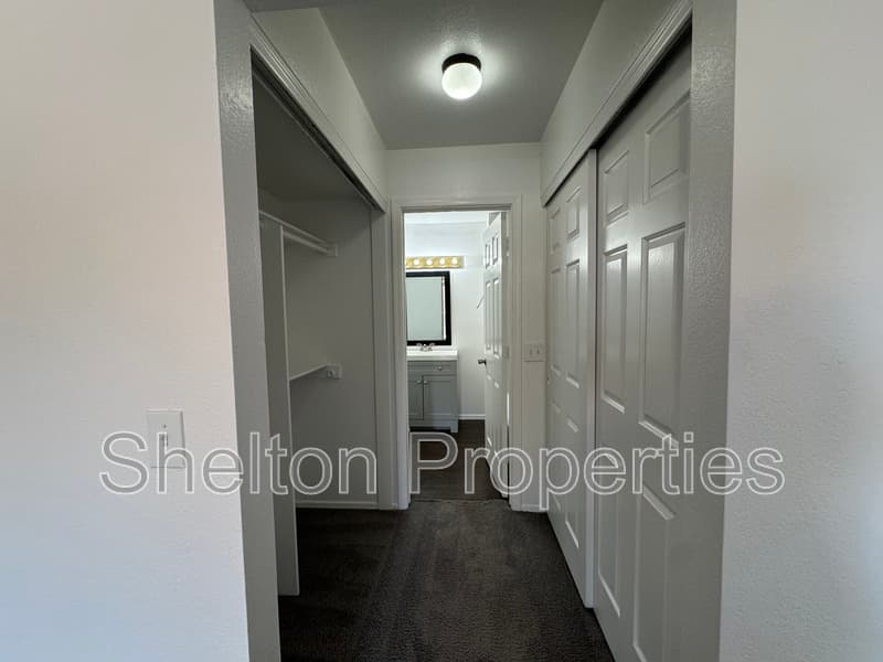 Mesa Condo: 1331 W Baseline Rd, 242