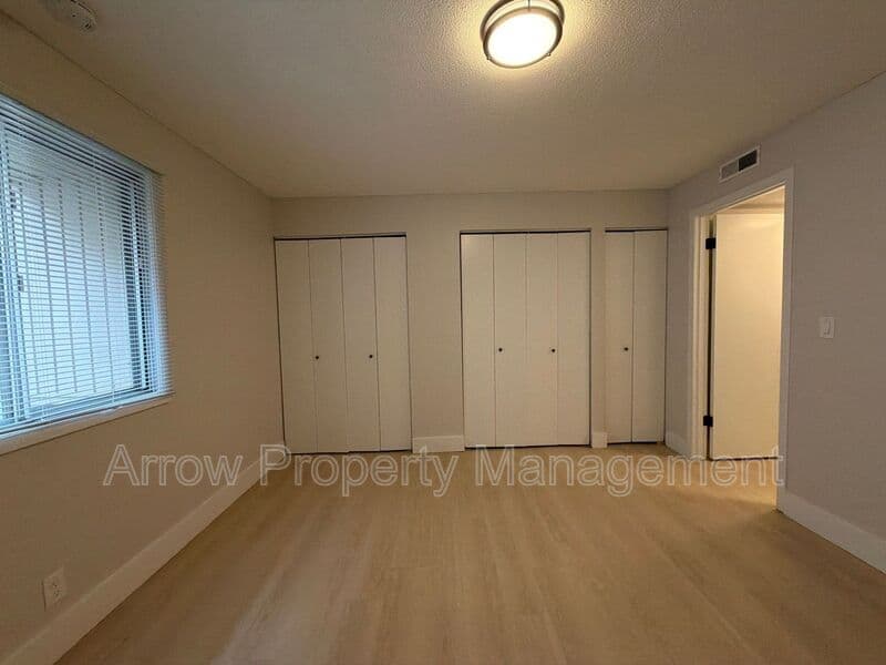 Lincoln House: 3619 North 60th Street