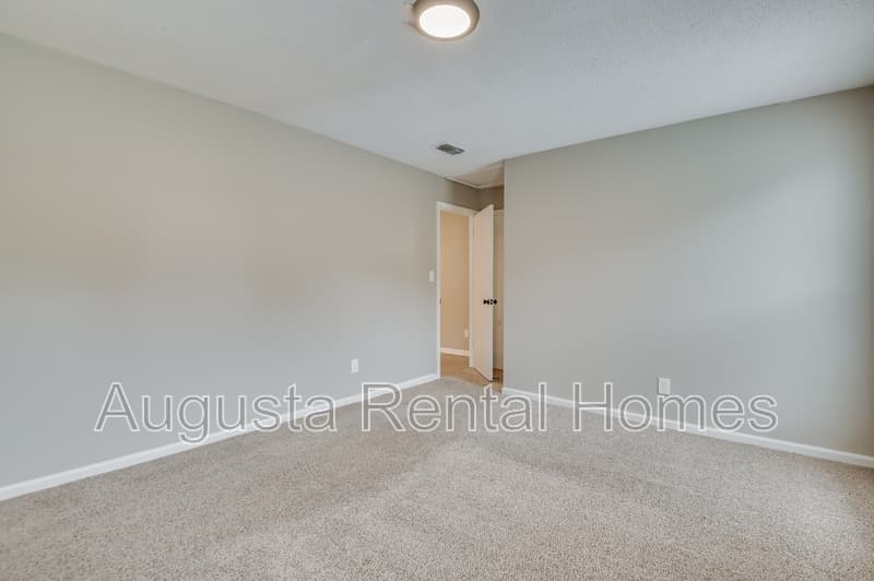 Aiken Condo: 3037 Old Powderhouse Road - D4