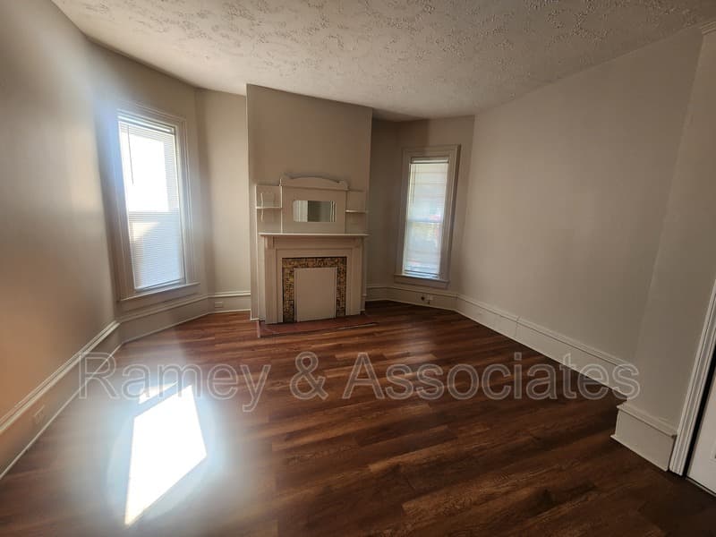Louisville Condo: 1842 Bolling Ave