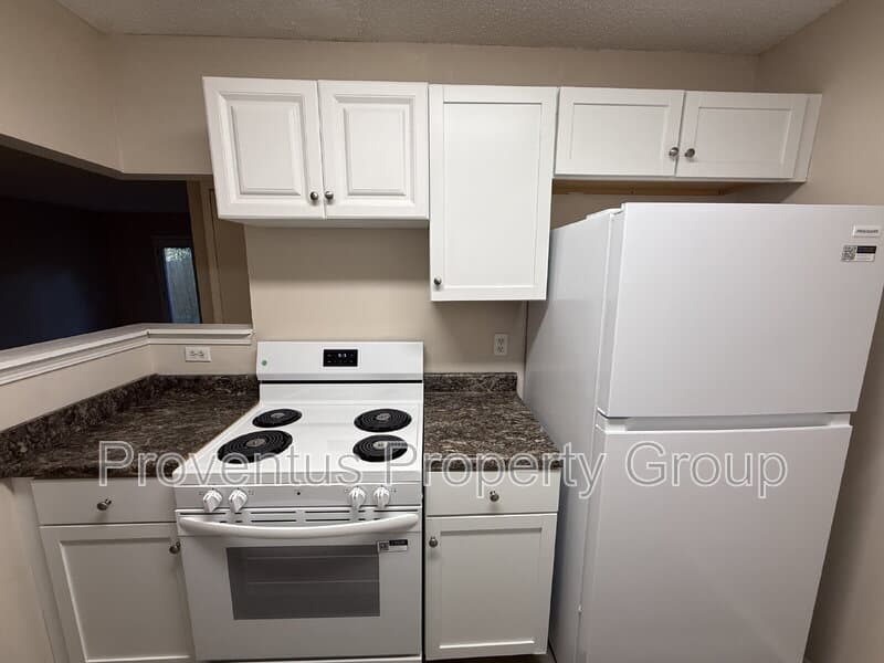 Pensacola Apartment: 260 N Crow Rd