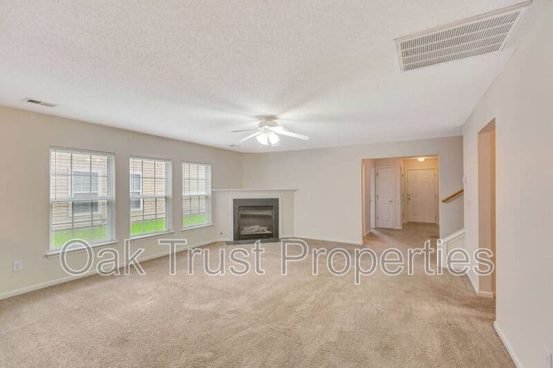 Ladson House: 1053 Friartuck Trail