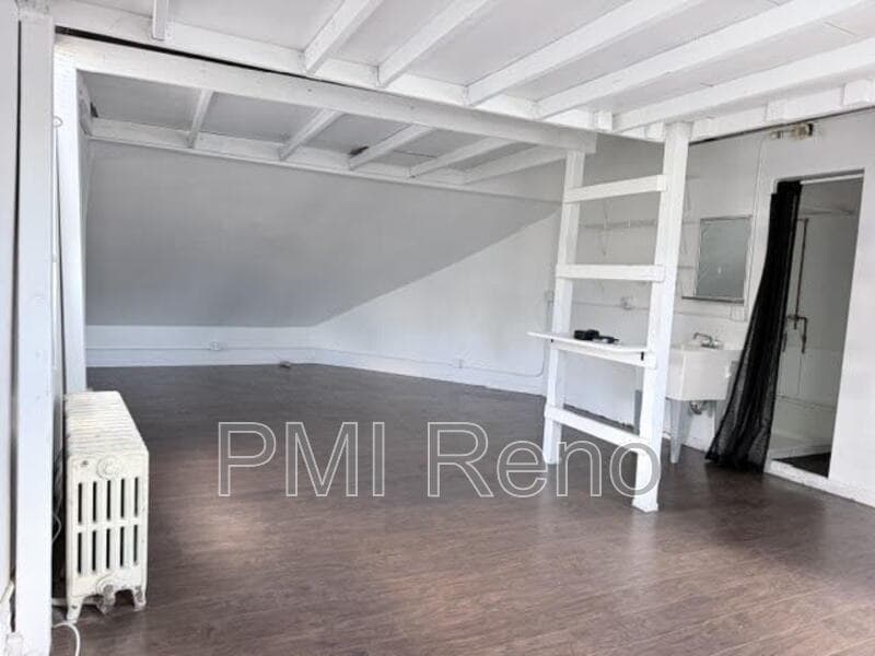 Reno Condo: 46 West 10th Street Rm 5