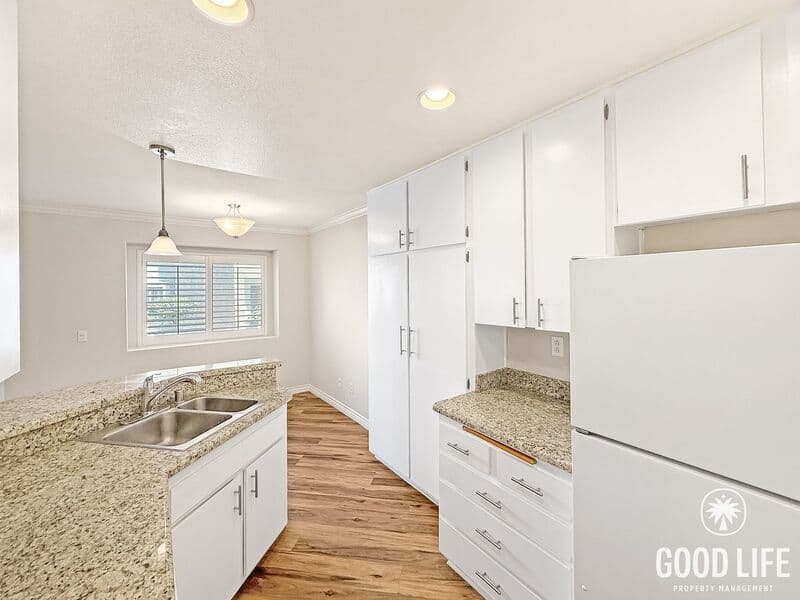 San Diego Condo: 9721 Mesa Springs Way