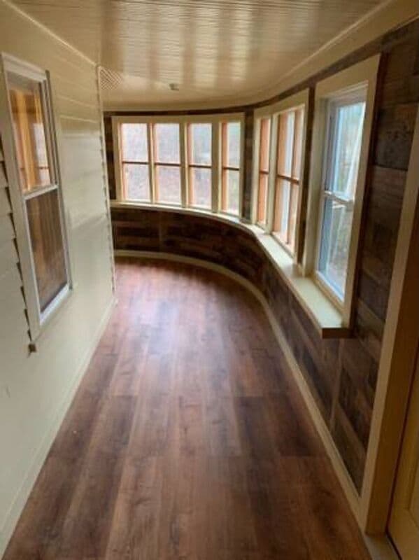 Westfield Condo: 1277 Southampton Rd