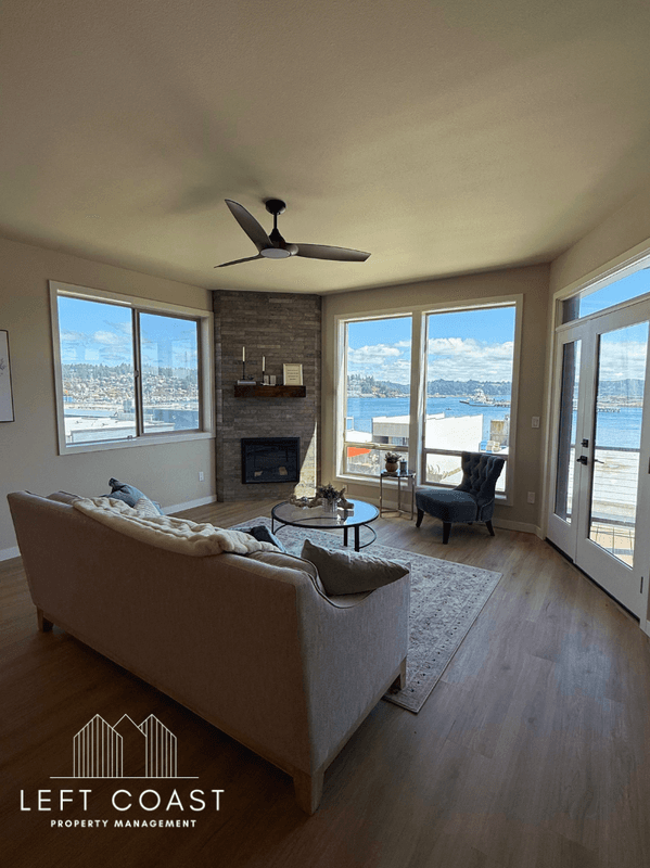 Newport Condo: 811-829 SW 13th Street - 829