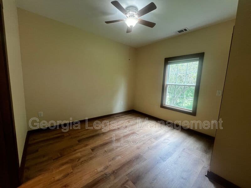 Jefferson House: 724 Brockton Road