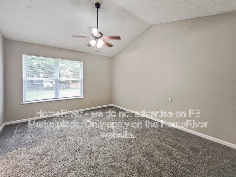 Indianapolis House: 11120 Bayridge Cir W