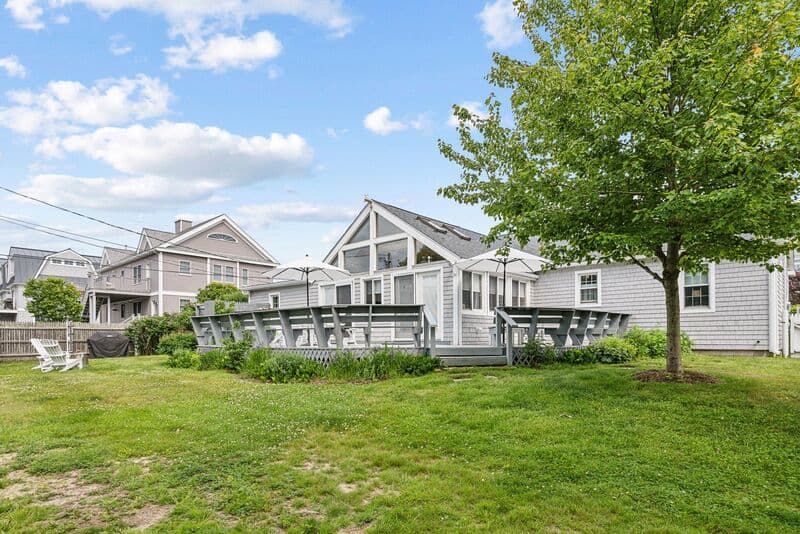 Wells House: 240 Island Beach Road