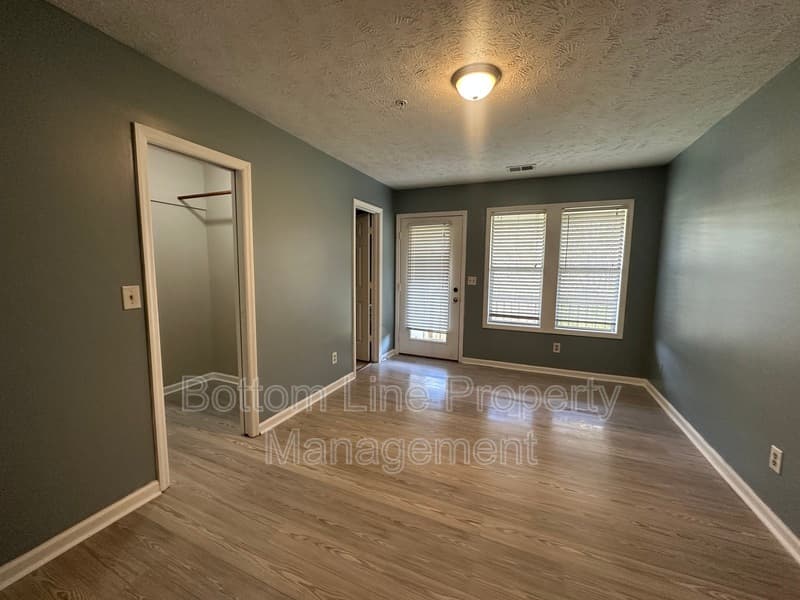 Fayetteville Condo: 942 Stewarts Creek