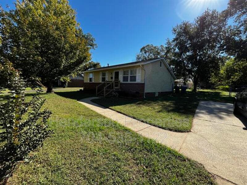 Charlotte House: 2413 Alleghany Street