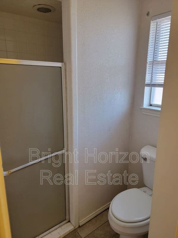 Fort Worth House: 6435 Brookhaven Trail