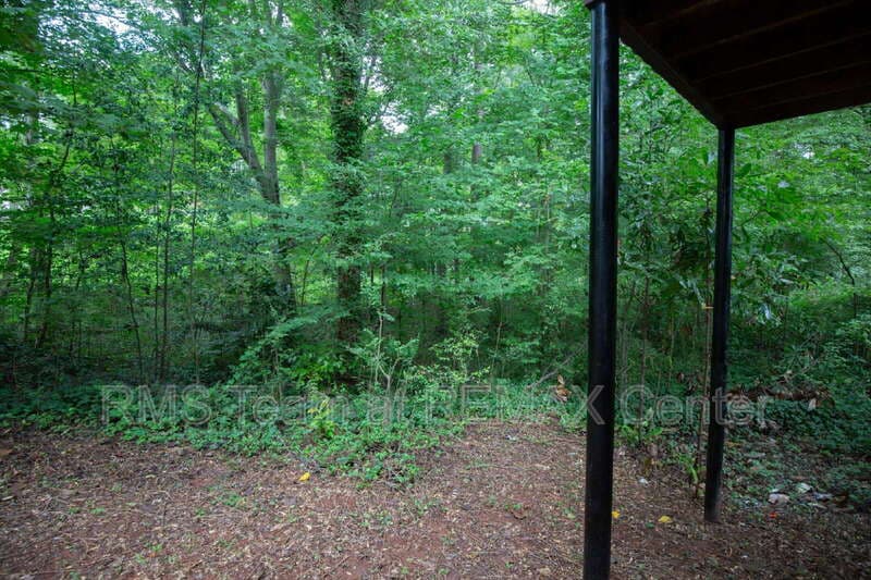 Decatur House: 2262 Cobb Creek Dr