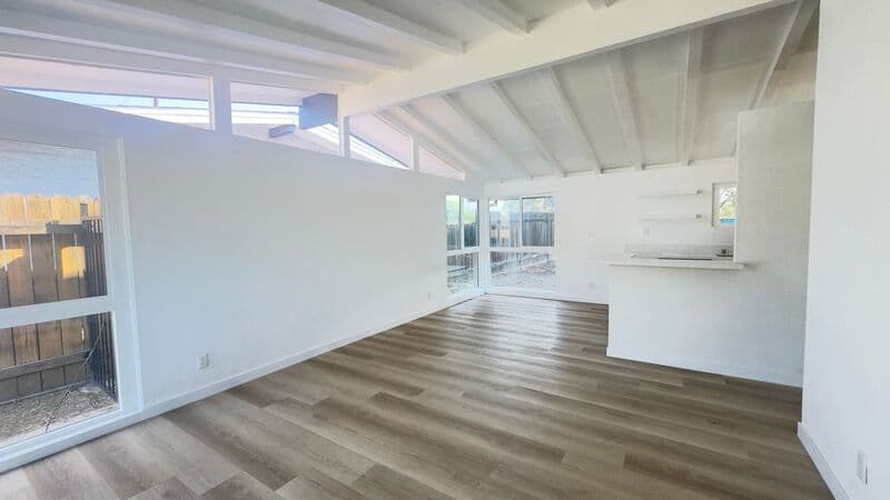 Glendora House: 1254 E Ada Ave
