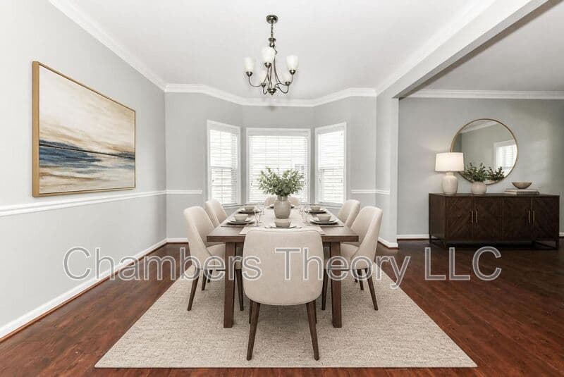 Ashburn House: 21026 Potomac Trail Cir