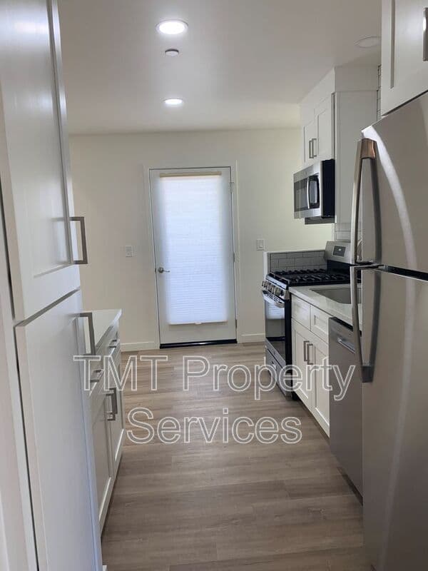 Atascadero House: 5915 Gran Paseo Way