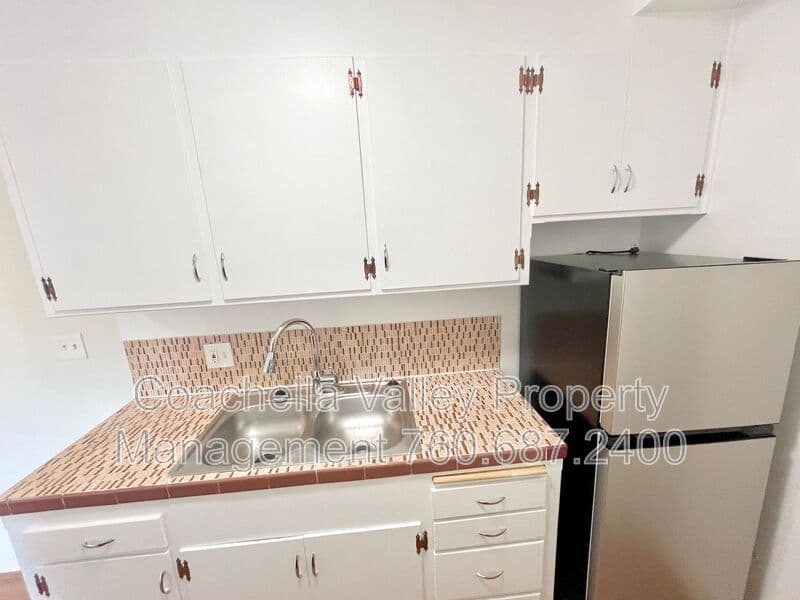 Palm Springs Condo: 2580 E Tahquitz Canyon Way