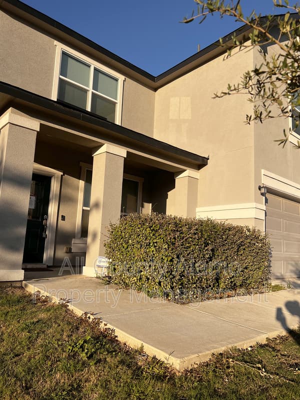 New Braunfels House: 4584 Klein Meadows