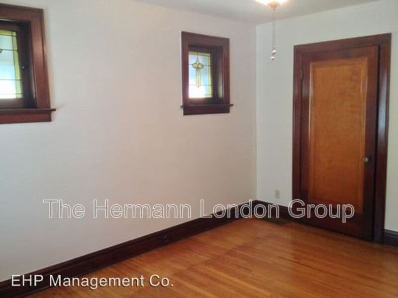 Saint Louis Condo: 4515-4517 Rosa