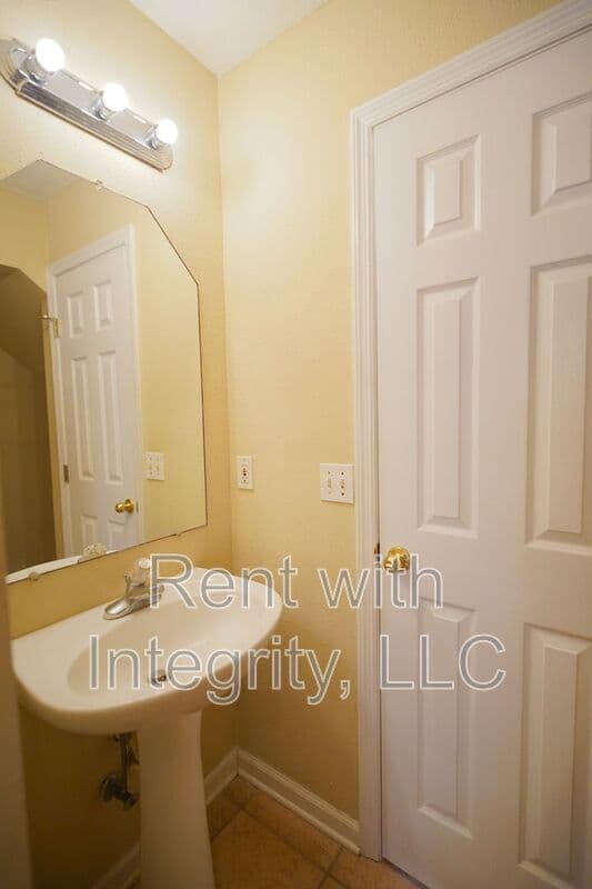 Tallahassee Condo: 845 -2 W Georgia St