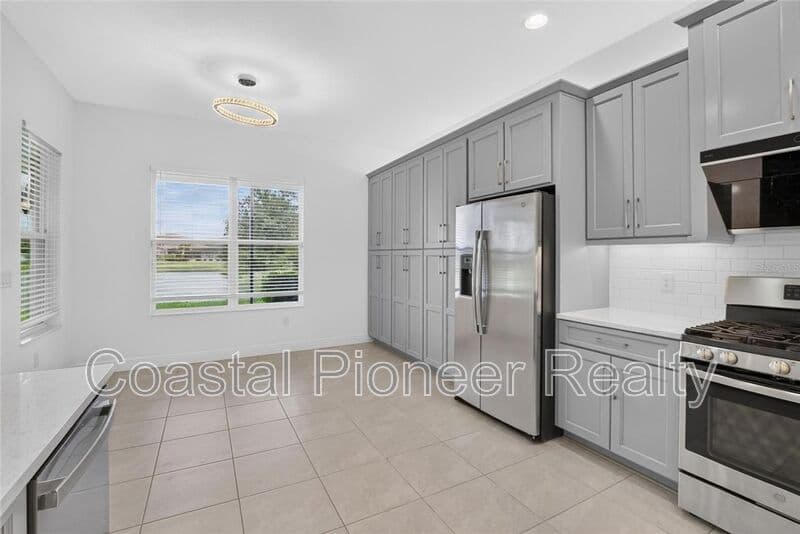 Wesley Chapel House: 31142 Lindentree Dr