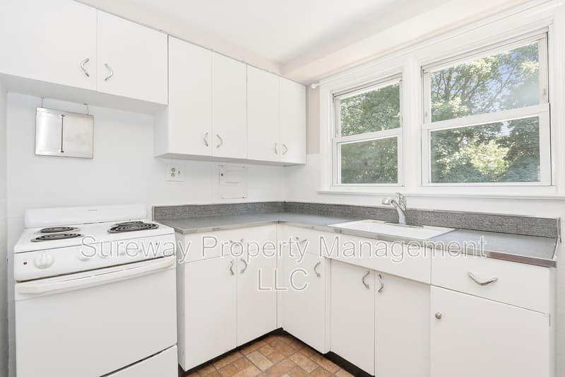 Haddon Heights Condo: 2008 Maple Ave