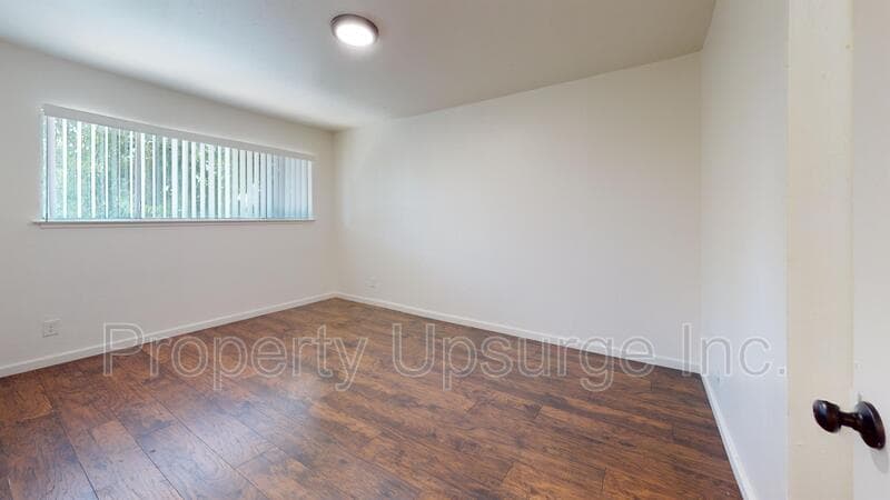 Yuba City Condo: 330 Bird St